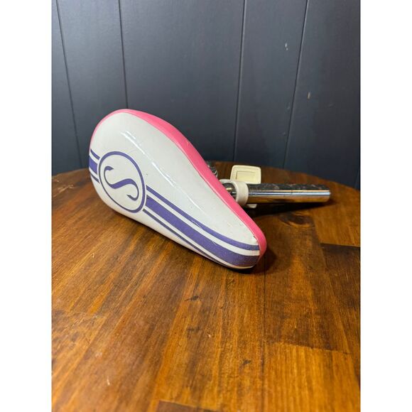 Opryland Hotel Nashville, Tennessee 1999 Christmas Collectible Ornament - Picture 2 of 9